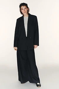 OVERSIZED PINSTRIPE BLAZER