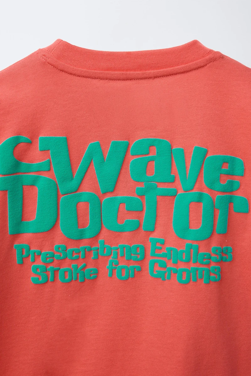 RAISED TEXT T-SHIRT