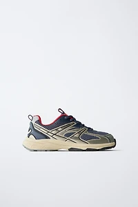MESH SNEAKERS