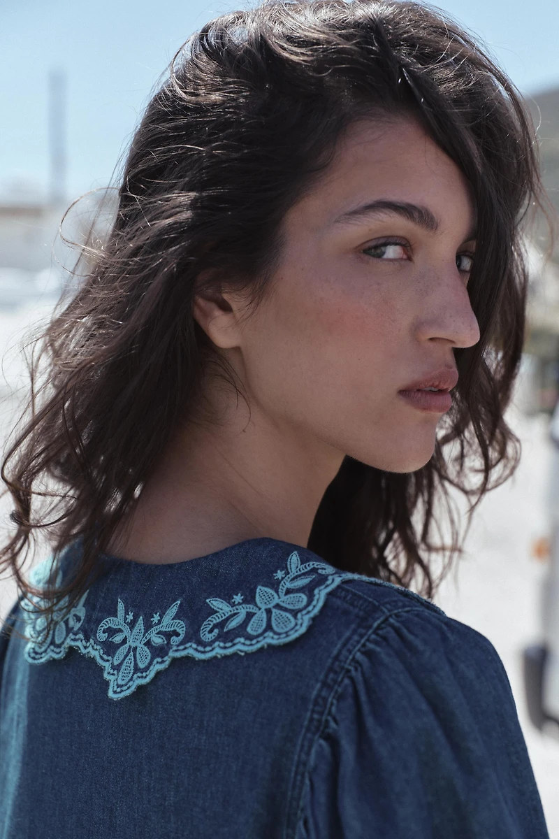 Z1975 EMBROIDERED DENIM SHIRT