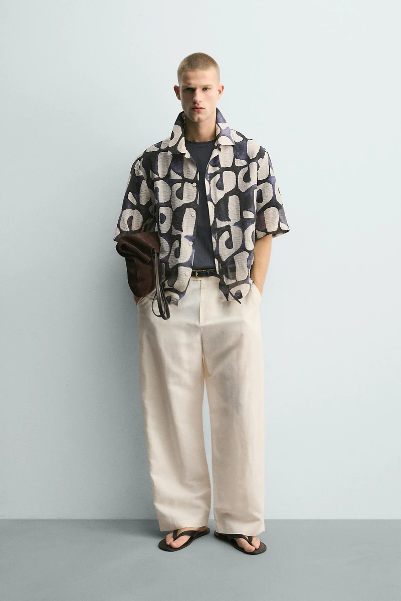 CHEMISE À IMPRIMÉ GÉOMÉTRIQUE