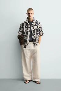 CHEMISE À IMPRIMÉ GÉOMÉTRIQUE