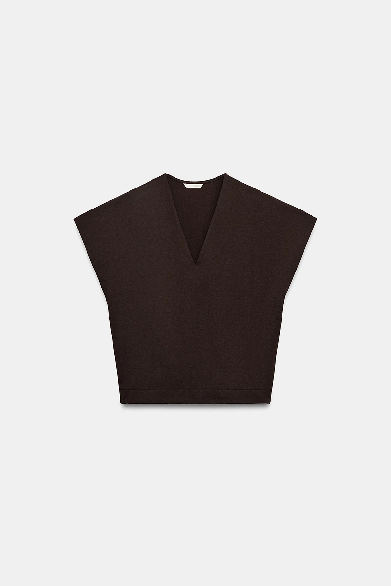 RUSTIC V-NECK T-SHIRT