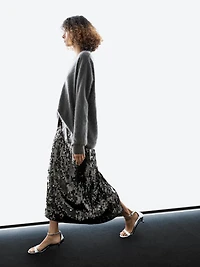 Midi skirt with sequins