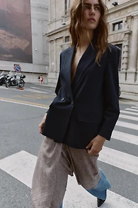 OVERSIZED DOUBLE BREASTED PINSTRIPE BLAZER