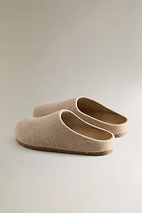 MINIMALIST FELT CLOGS