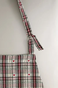 CHRISTMAS HEARTS PATTERN APRON