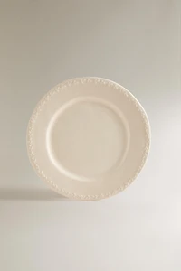 EARTHENWARE DINNER PLATE WITH RAISED BORDER