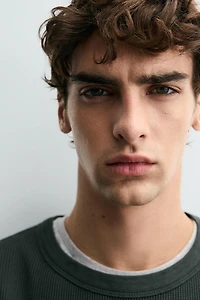 BASIC WAFFLE KNIT T-SHIRT