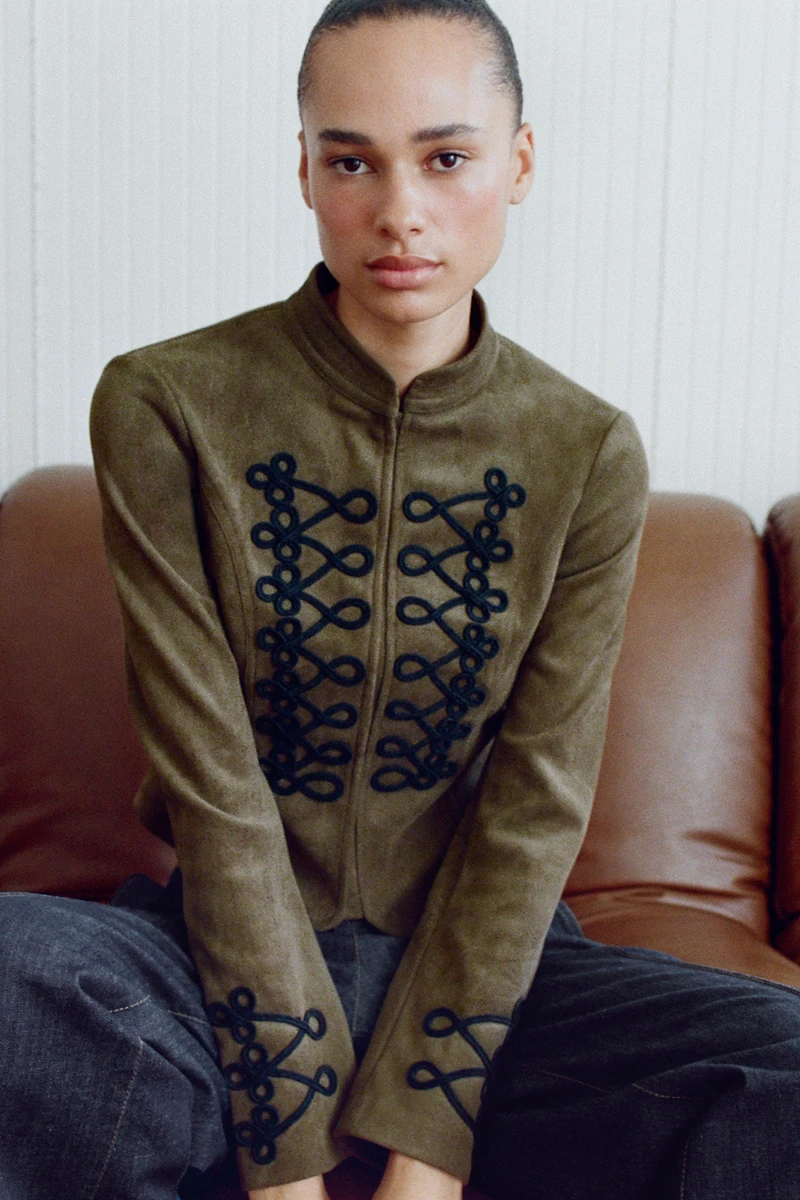 FAUX SUEDE FROG FASTENING JACKET