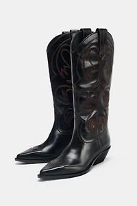 BOTTES COW-BOY EN CUIR BRODÉ