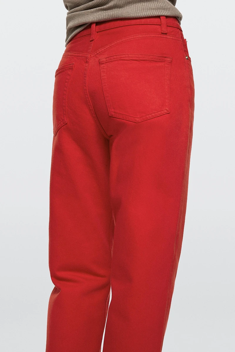Straight-leg high-waist jeans