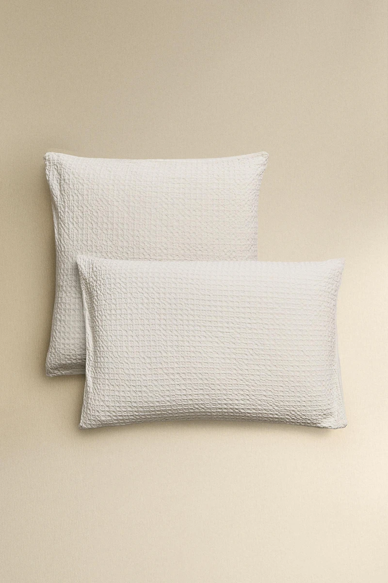 WAFFLE-KNIT PILLOWCASE