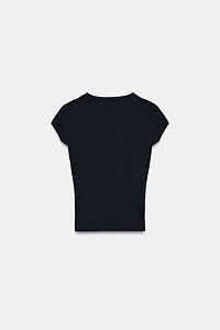 V-NECK T-SHIRT