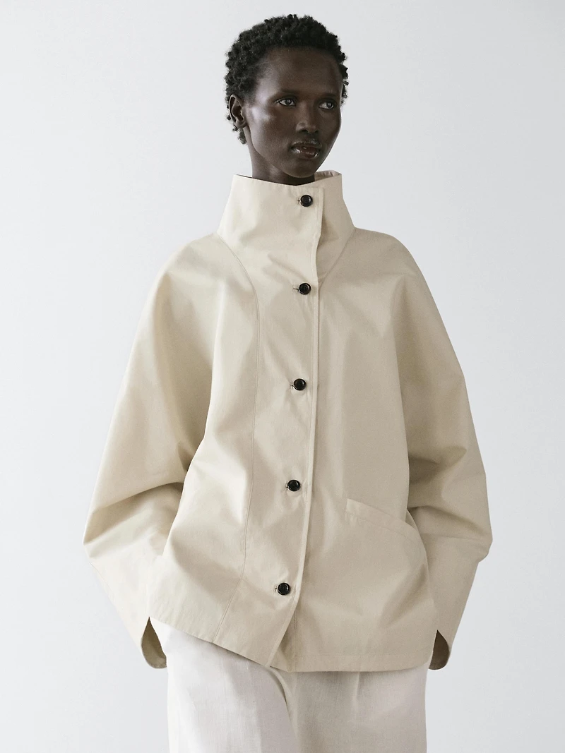 Jacket with high collar detail
