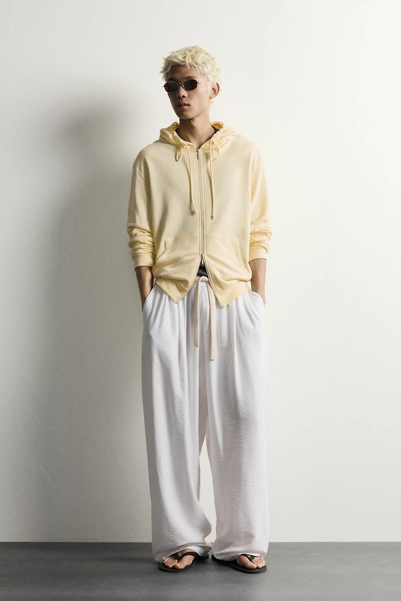 RELAXED FIT FLOWY PANTS