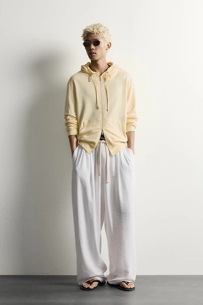 RELAXED FIT FLOWY PANTS