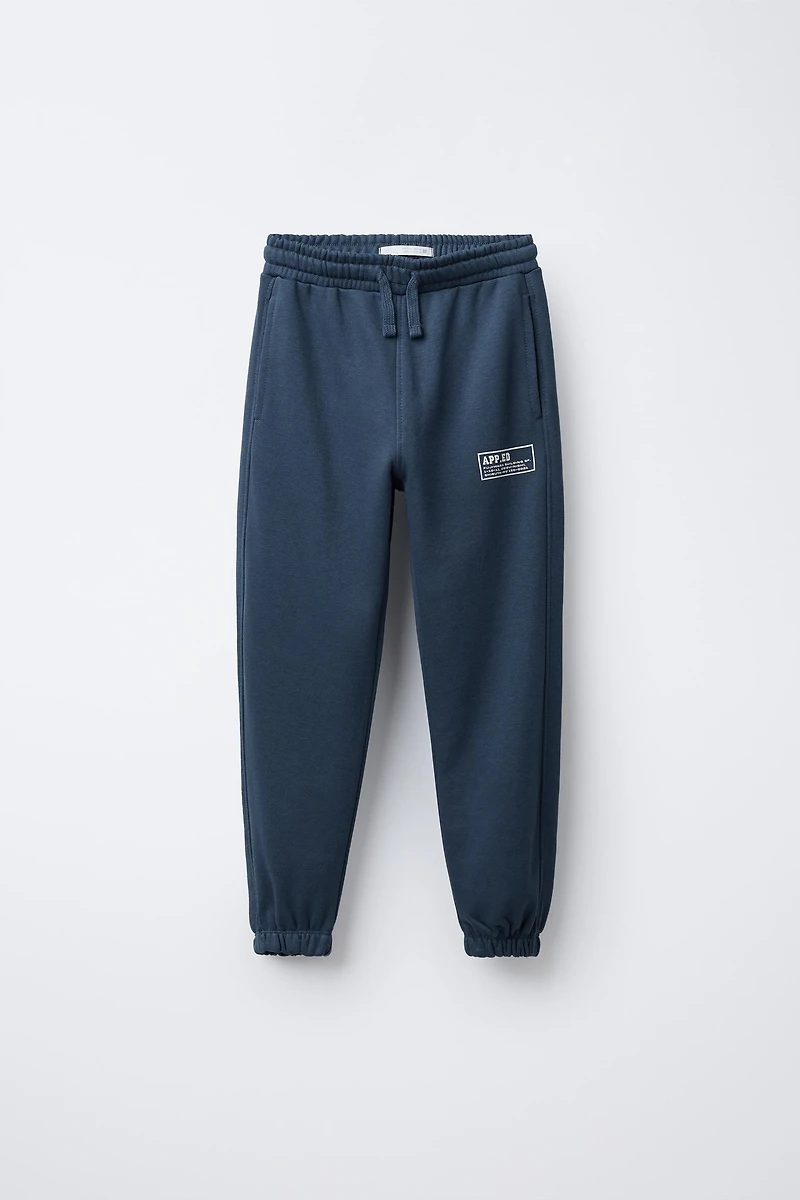 ENSEMBLE SWEAT À CAPUCHE ET PANTALON DE JOGGING INSCRIPTION