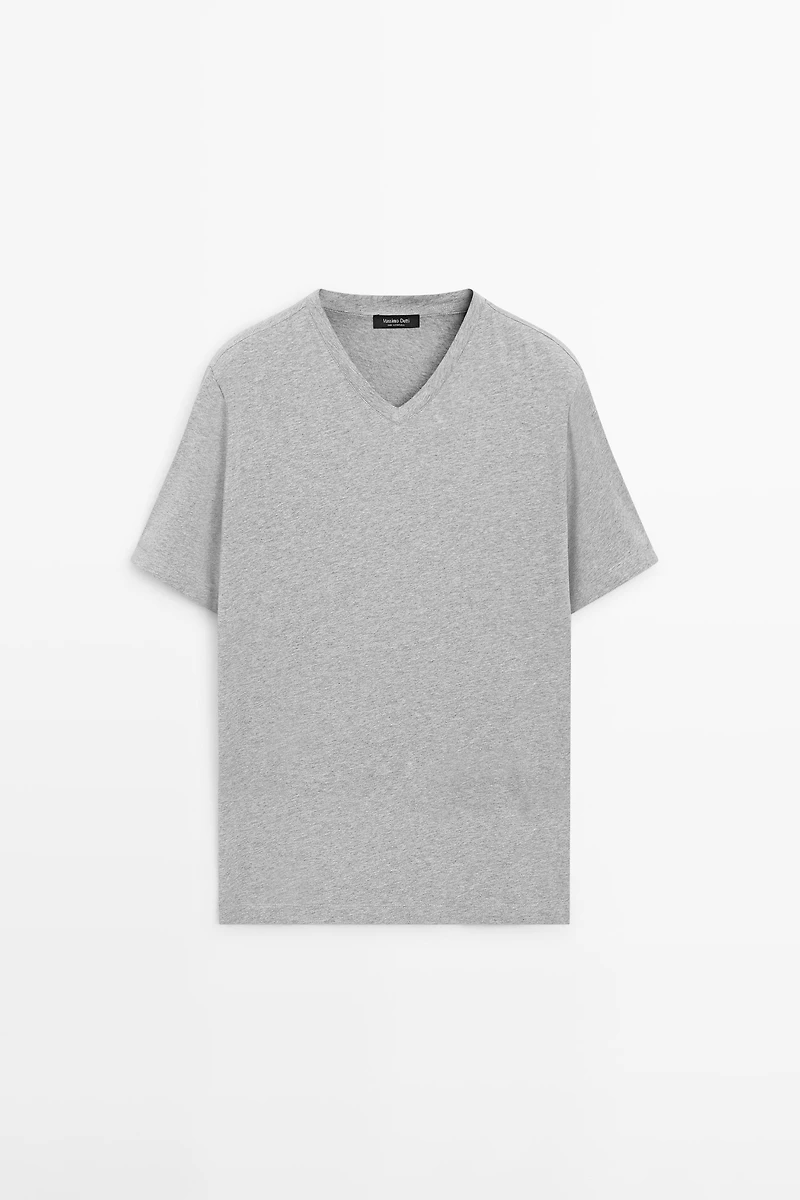 100% cotton V-neck T-shirt