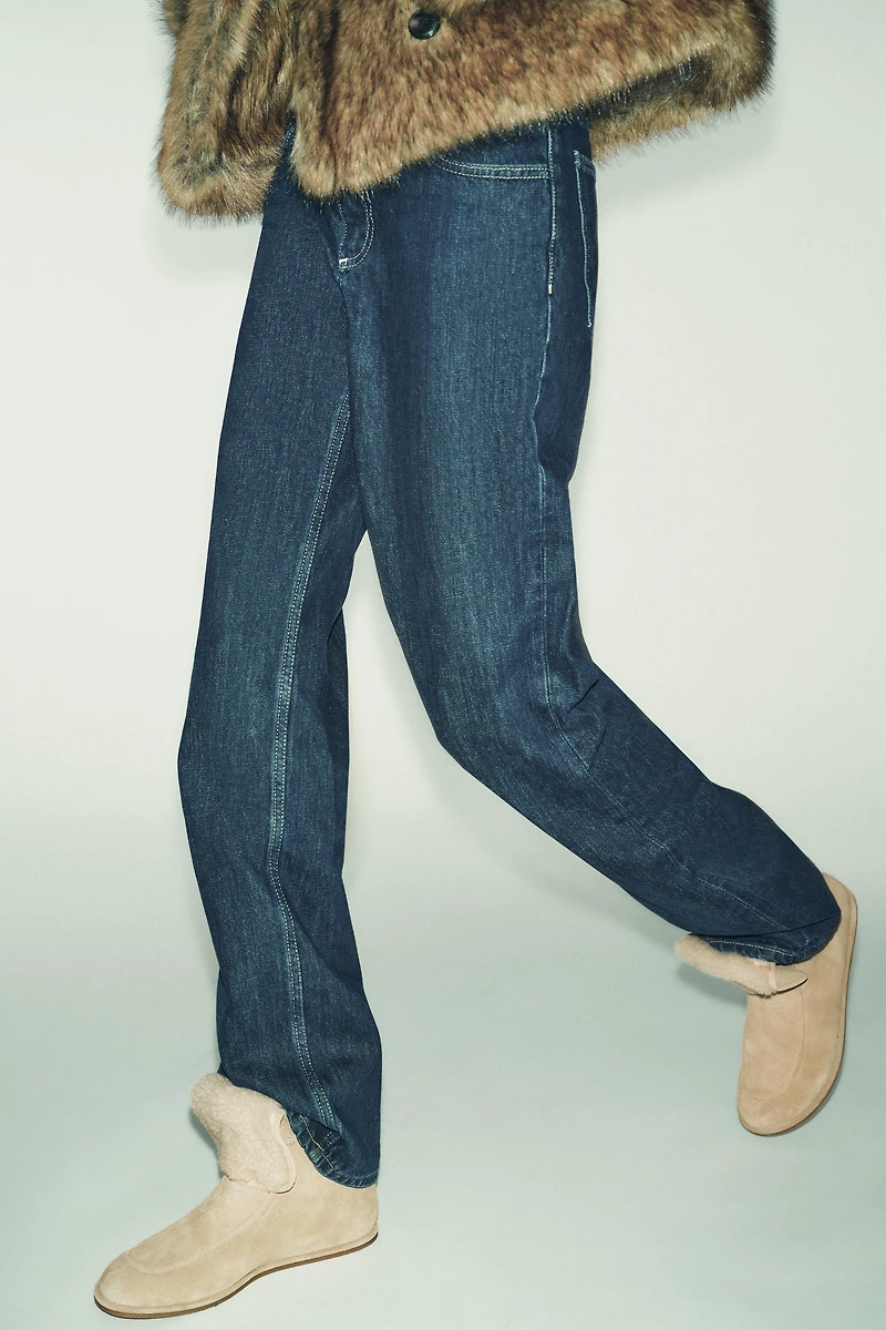 LOW HEEL SPLIT LEATHER ANKLE BOOTS