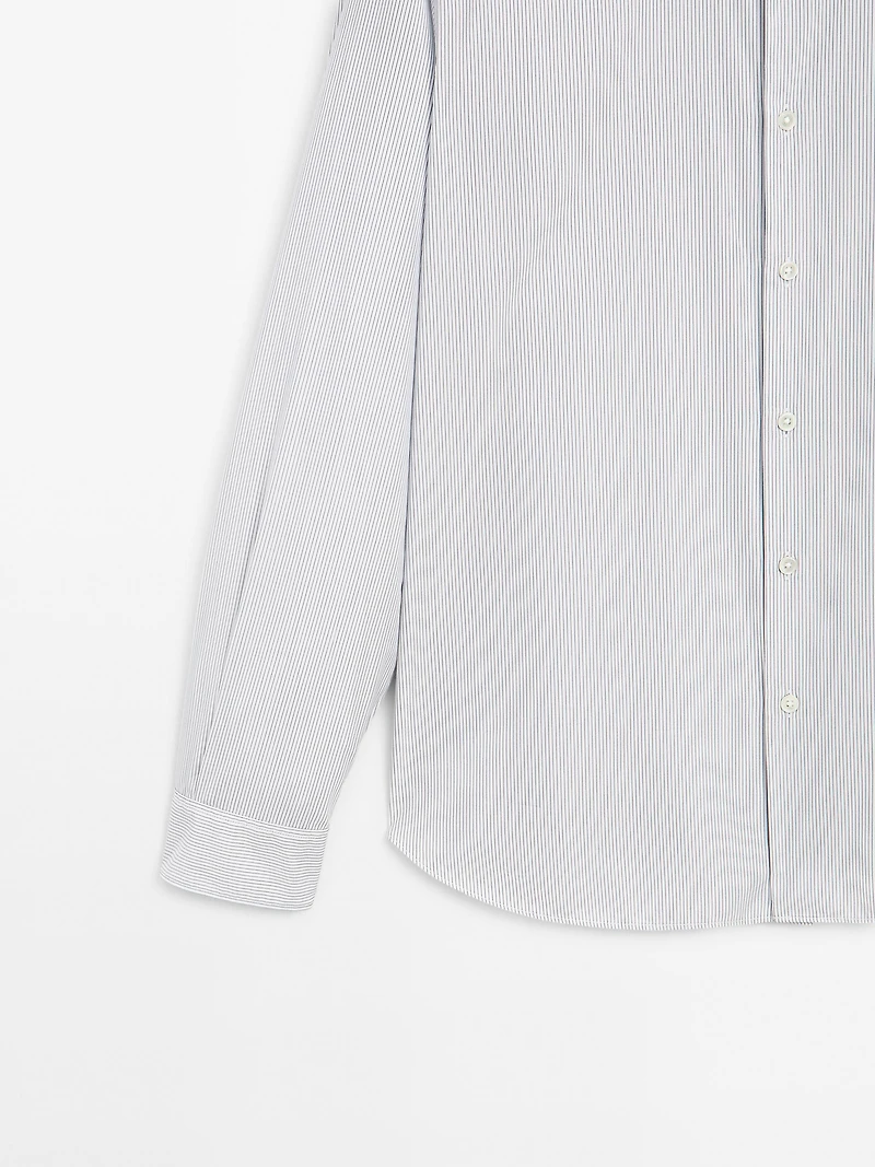 Regular fit micro-striped shirt