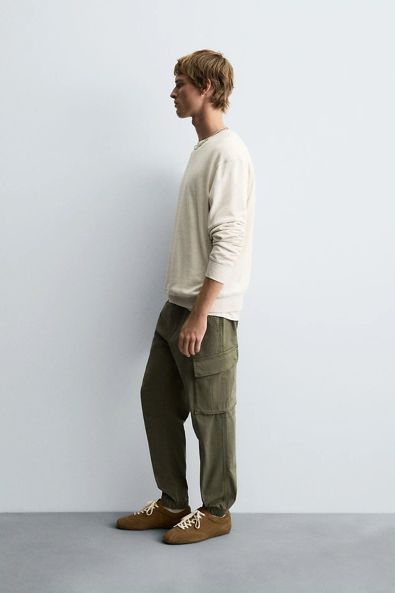 SLIM FIT CARGO PANTS