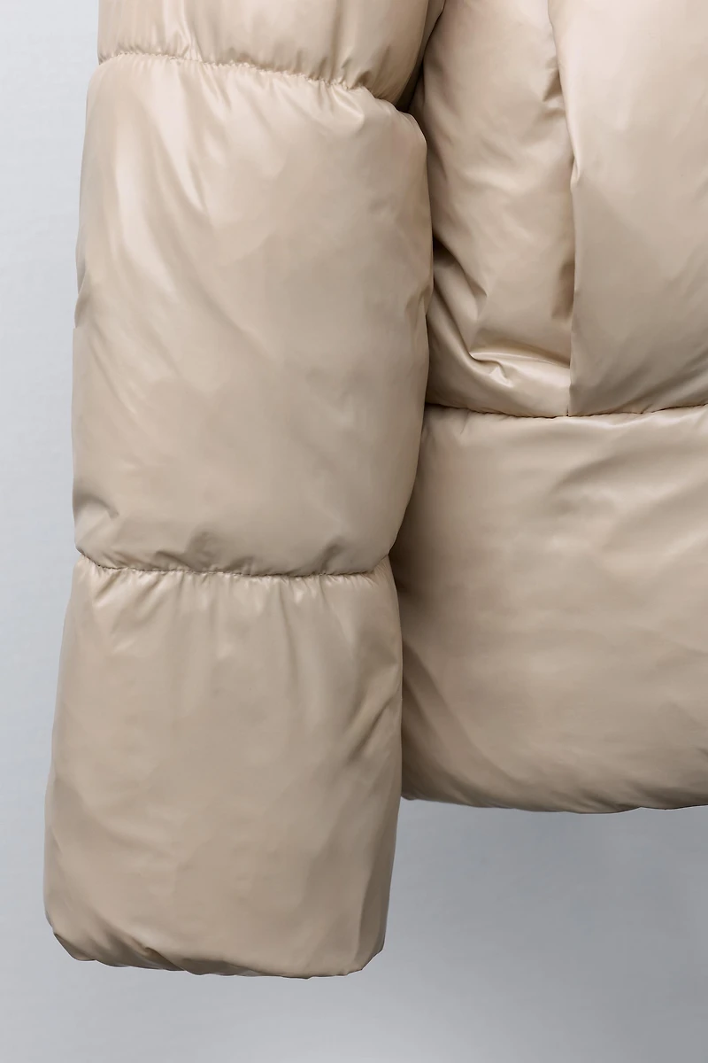 SHINY HOODED PUFFER JACKET WITH FAUX FUR LINING