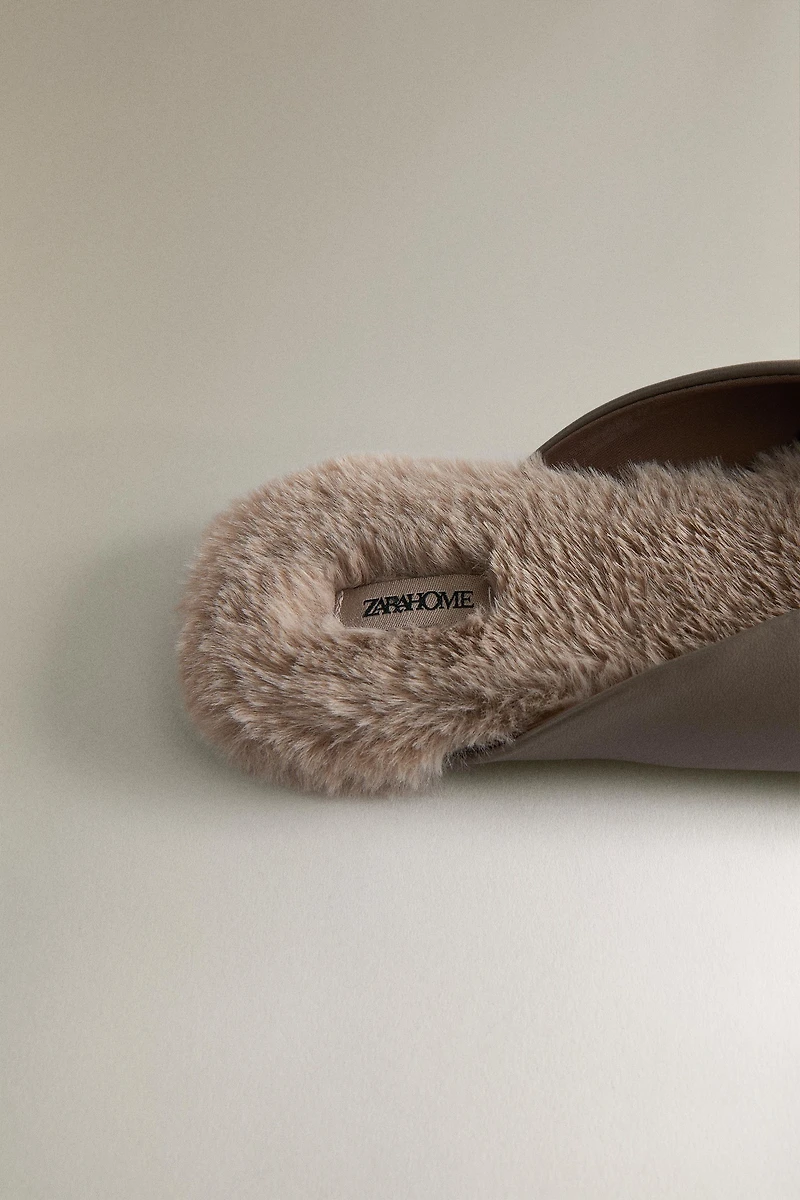 WARM LEATHER MULES