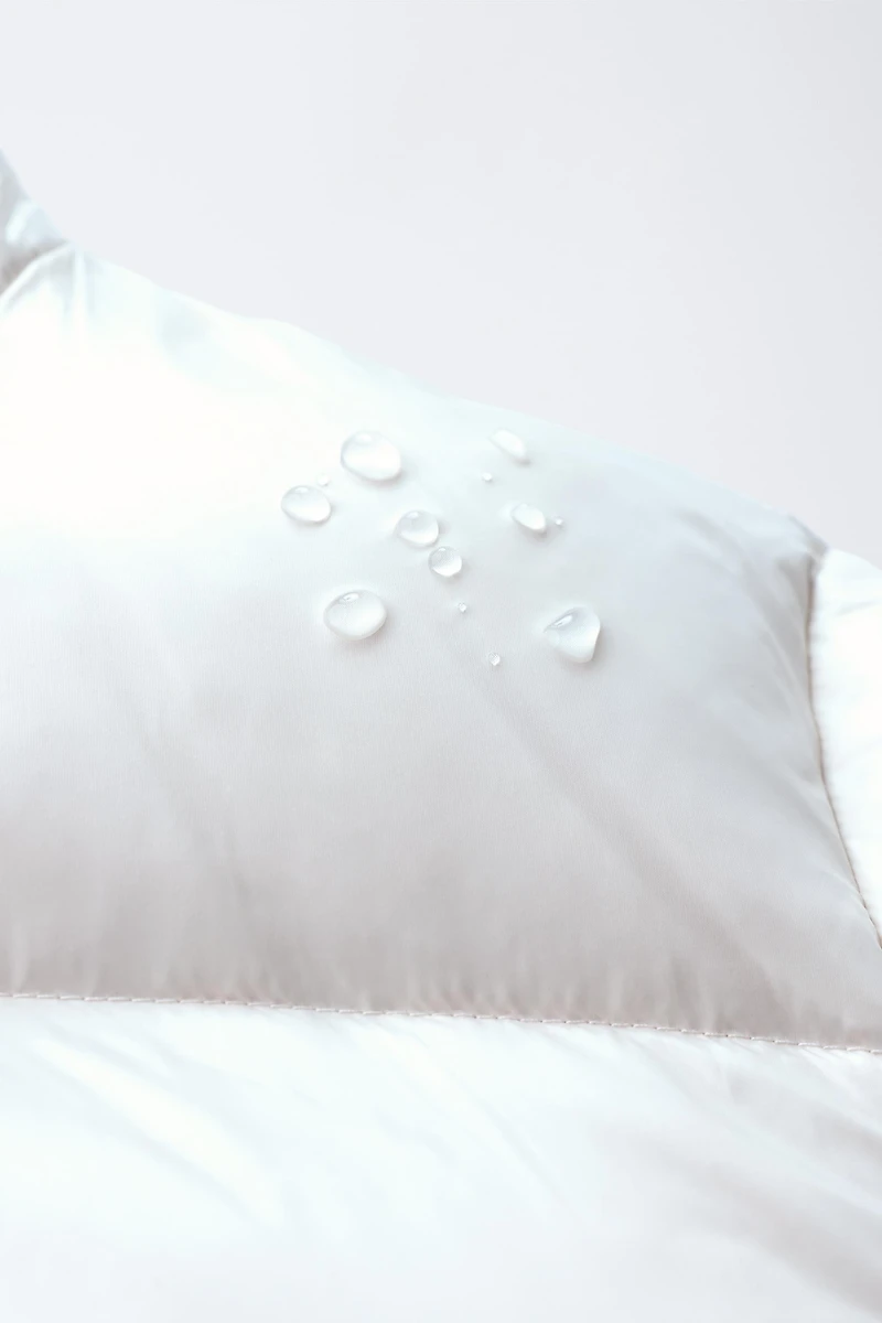 WATER REPELLENT FEATHER AND DOWN JACKET