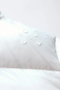 WATER REPELLENT FEATHER AND DOWN JACKET