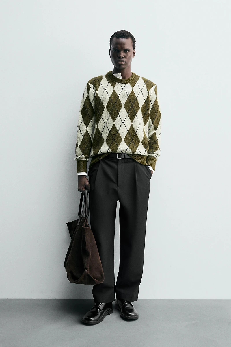 DIAMOND JACQUARD SWEATER