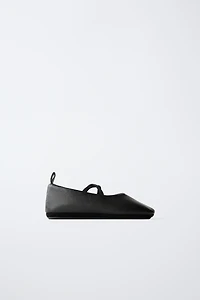 BALLERINES EN CUIR