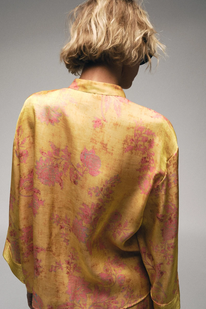 FLORAL PRINT FROG FASTENING SHIRT