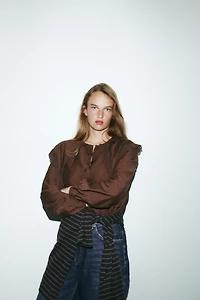 FLOWY SHIRT WITH PETER PAN COLLAR