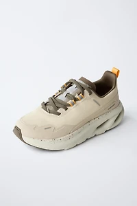 SNEAKERS WITH SOLE DETAIL