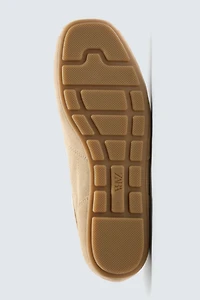 CHAUSSURES EN CUIR À SEMELLE ULTRAFINE