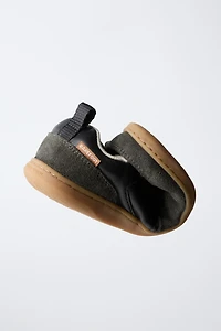 BAREFOOT LEATHER SNEAKERS