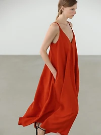Long flowing dress with double fabric