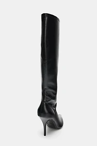 FITTED HEEL BOOTS