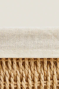 BASKET WITH FABRIC LINING