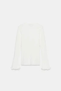 GILET EN MAILLE CÔTELÉE À FINITIONS ONDULÉES