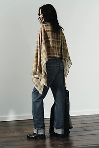 MID-RISE FOLDED STRAIGHT LEG JEANS