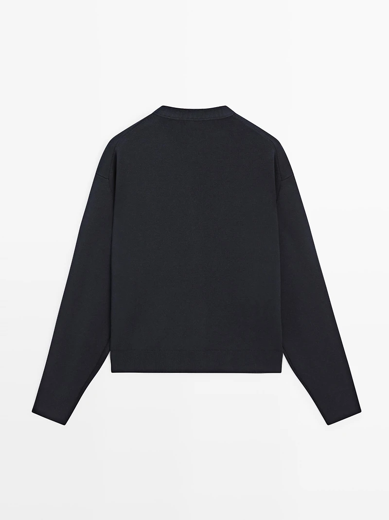 Cotton knit cardigan with gold buttons