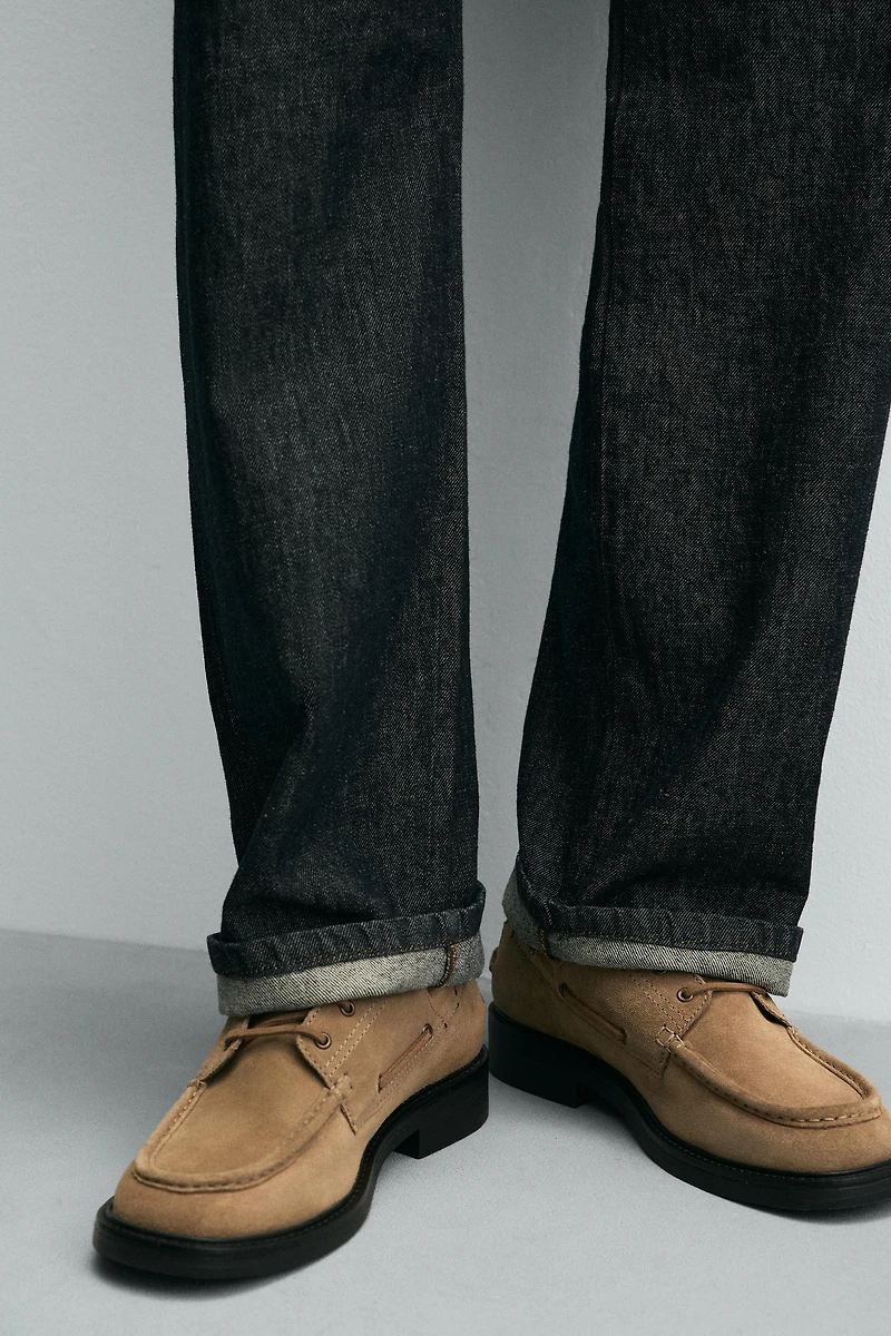 LEATHER DRESS DECK SHOES