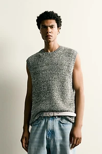 TEXTURED KNIT VEST