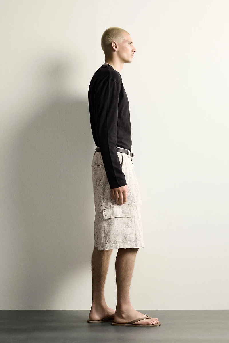 BERMUDA CARGO RELAXED FIT À IMPRIMÉ ABSTRAIT