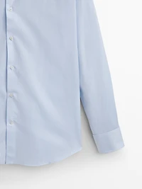 Slim fit cotton shirt with double cuffs