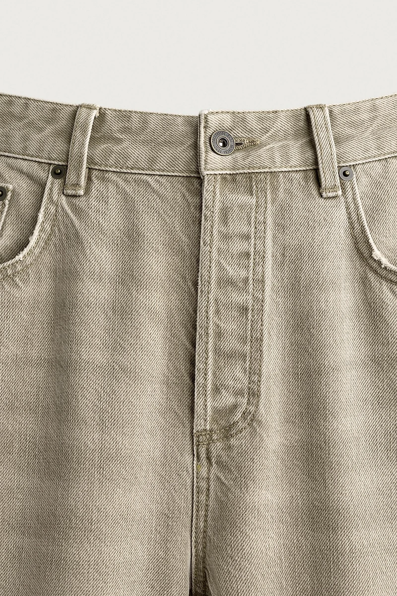 STRAIGHT ANKLE FIT JEANS