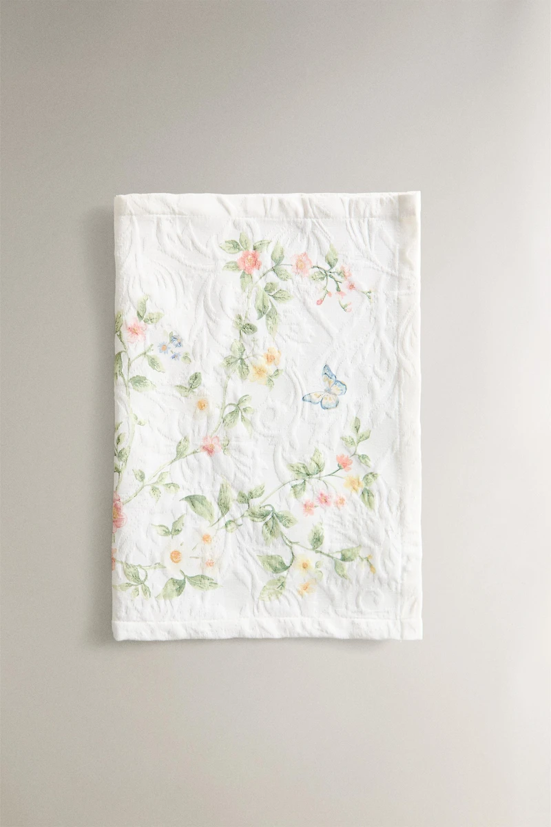 JACQUARD AND FLORAL PRINT PLACEMAT