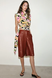 FLORAL PRINT SHOULDER PAD TOP WITH BELT